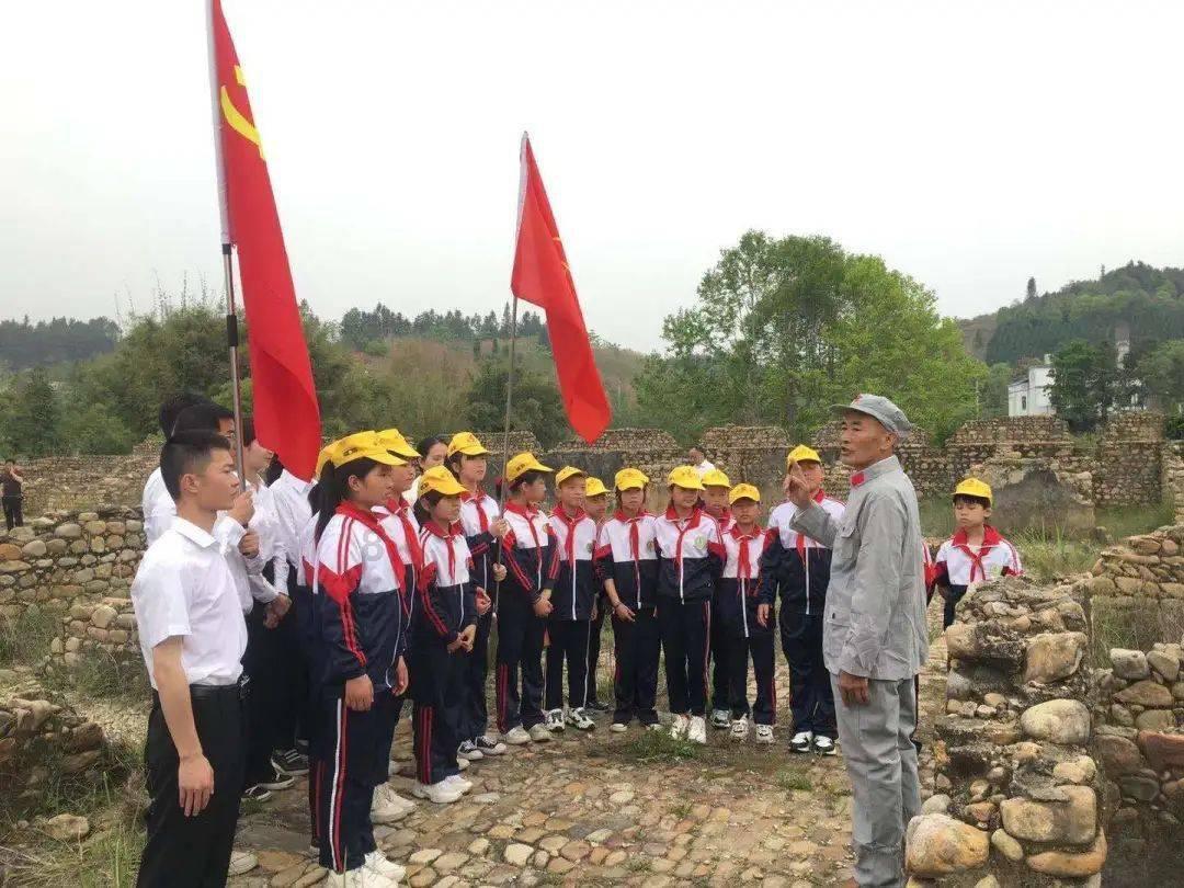 小魔仙的晚礼服